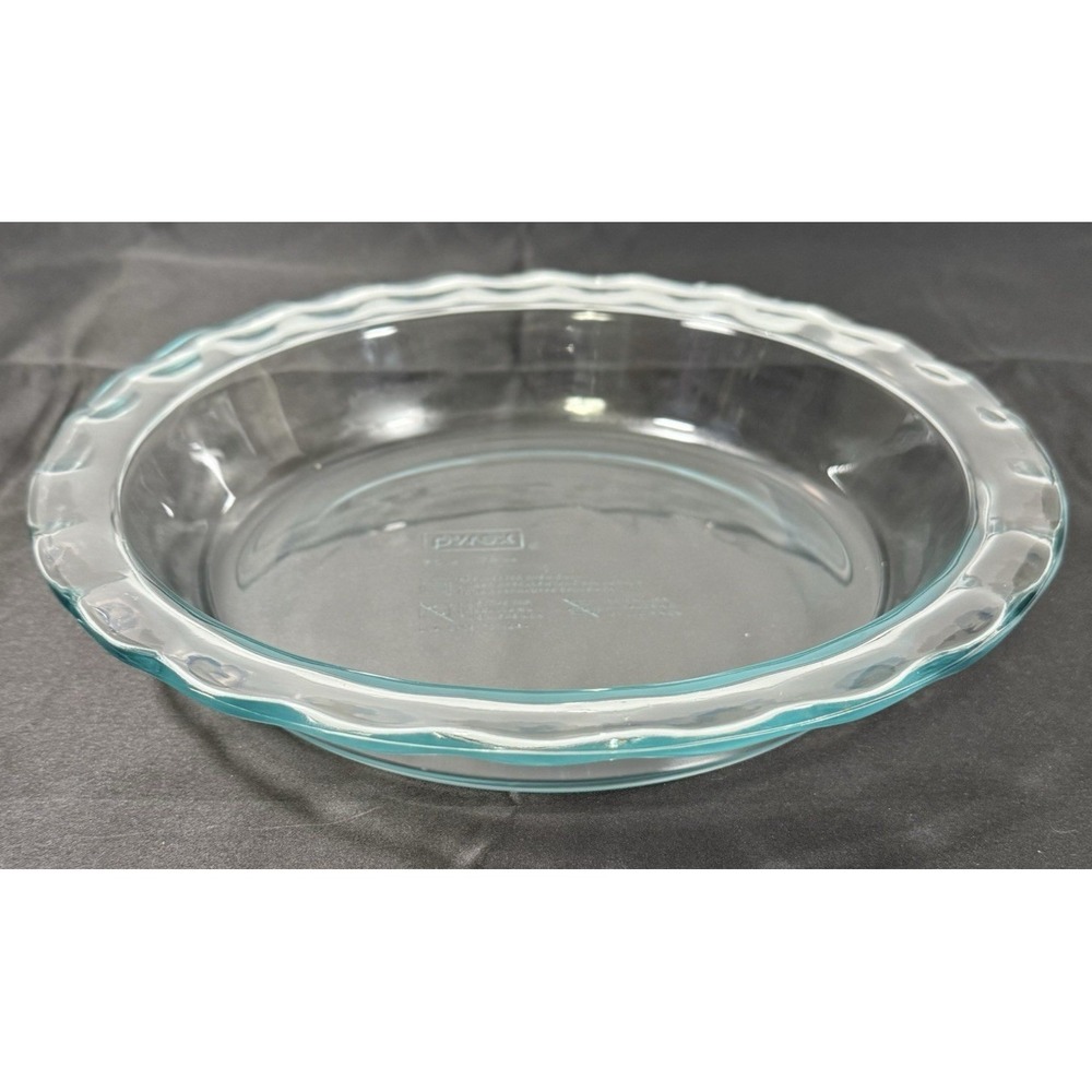 Pyrex Pie Plate Dish 9.5 Inch Clear Glass Scalloped Rim C209 Fluted Baking Pan